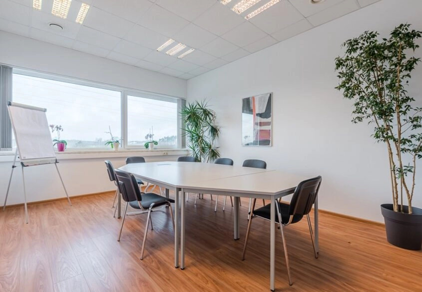 Nowoczesna hala 1.450 m2, produkcja magazyn biura