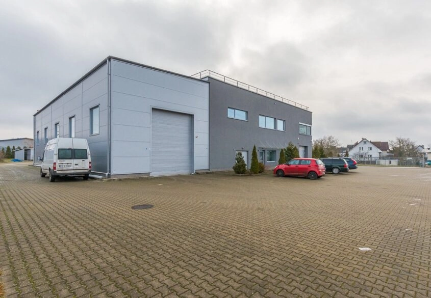 Nowoczesna hala 1.450 m2, produkcja magazyn biura