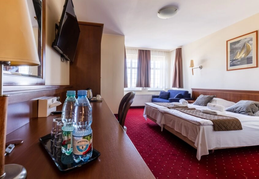 Hotel nad morzem w świetnej lokalizacji