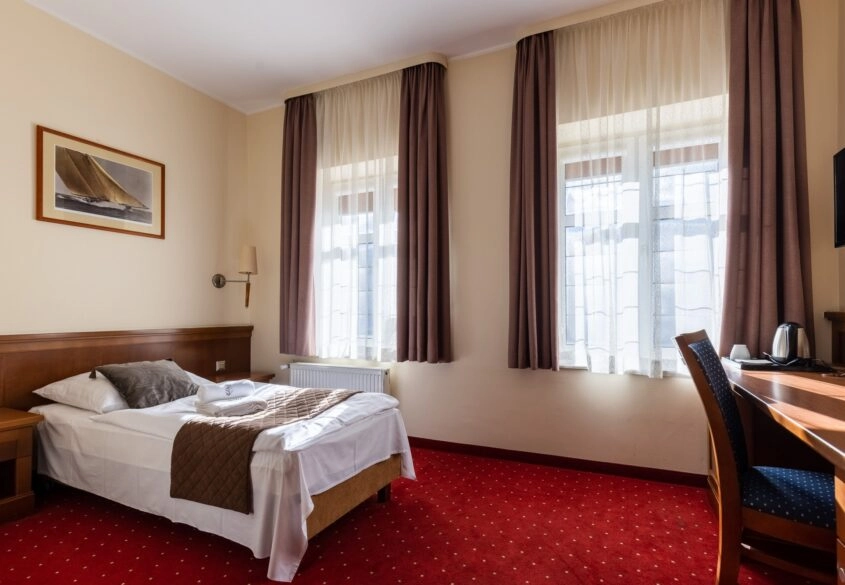 Hotel nad morzem w świetnej lokalizacji