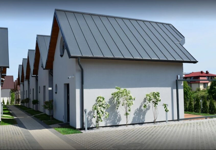 Ośrodek wypoczynkowy - 10 domków