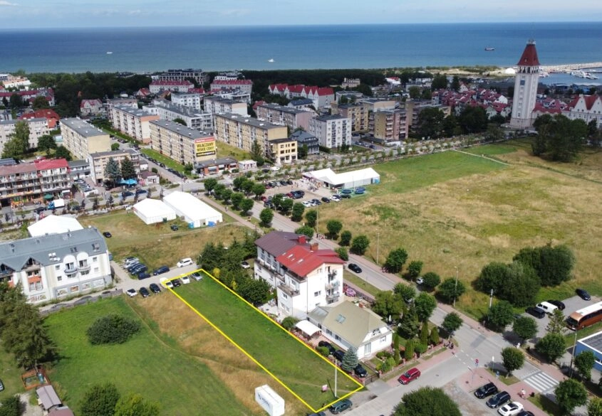 Działka wielorodzinno-usługowa Władysławowo