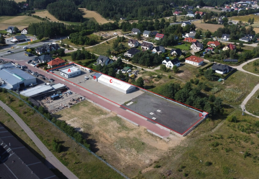 Działka budowlana z domem wolnostojącym