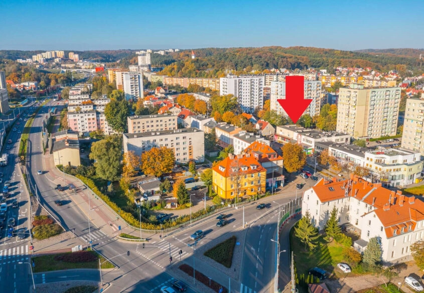 WRZESZCZ- ! 6 LOKALI+ 2 MIESZKANIA