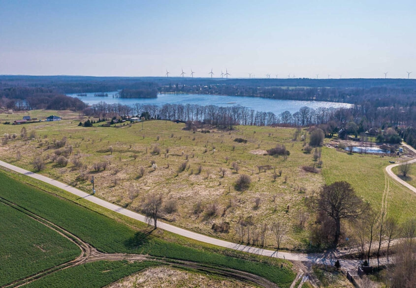 Działka nad jeziorem Salińskim