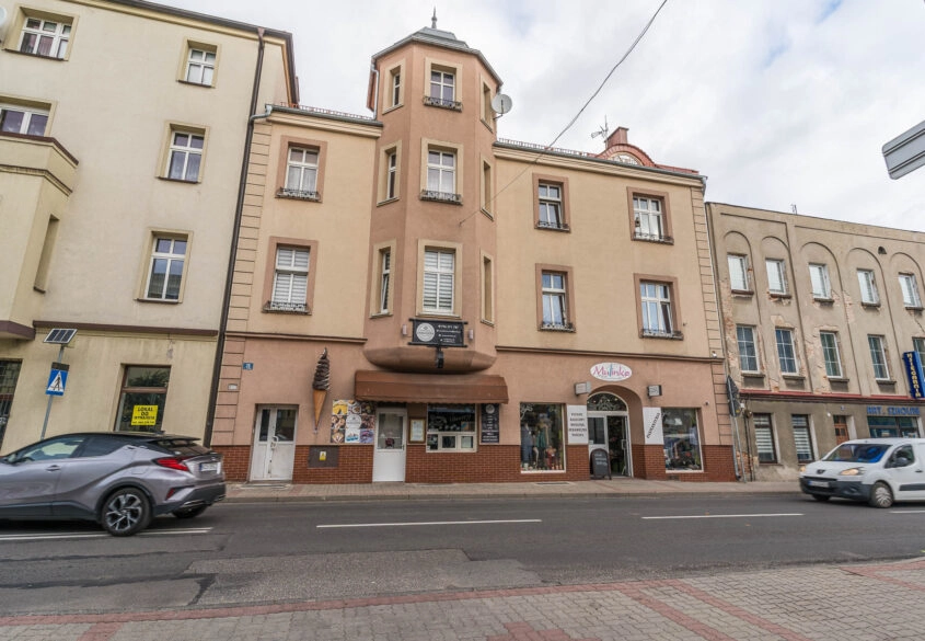 KAMIENICA PO REMONCIE W CENTRUM LUBAWY !
