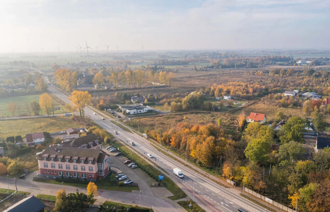 Przy drodze wojewódzkiej 226! WJAZD Z UL. GŁÓWNEJ