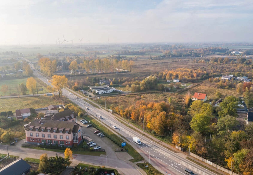 Przy drodze wojewódzkiej 226! WJAZD Z UL. GŁÓWNEJ