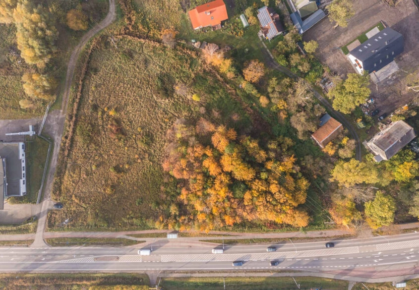 Przy drodze wojewódzkiej 226! WJAZD Z UL. GŁÓWNEJ