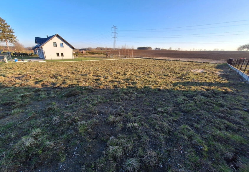 Działka  bud. z WZ   20 km od GDŃSKA  / TOKARY