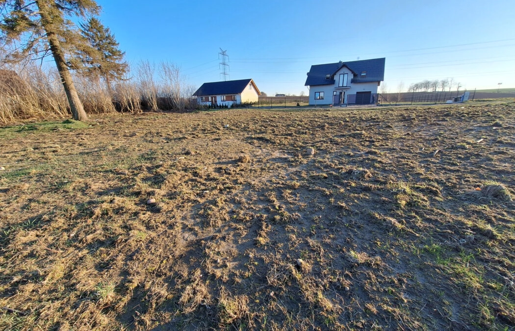 Działka  bud. z WZ   20 km od GDŃSKA  / TOKARY