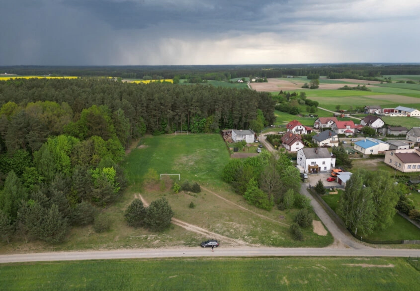 891m2/ woda prąd/ Zielona góra