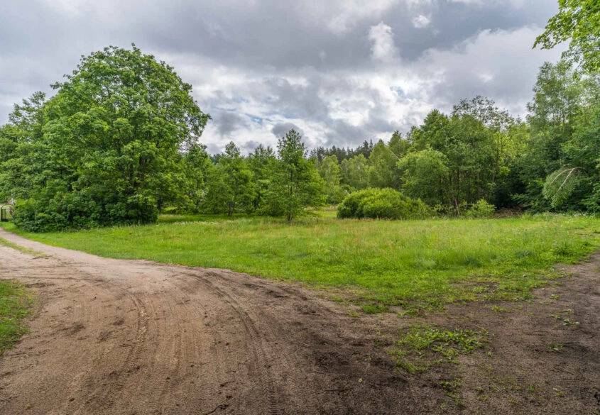 LETNISKOWO BUDOWLANA | 1KM JEZIORO | PROSTOKĄTNA
