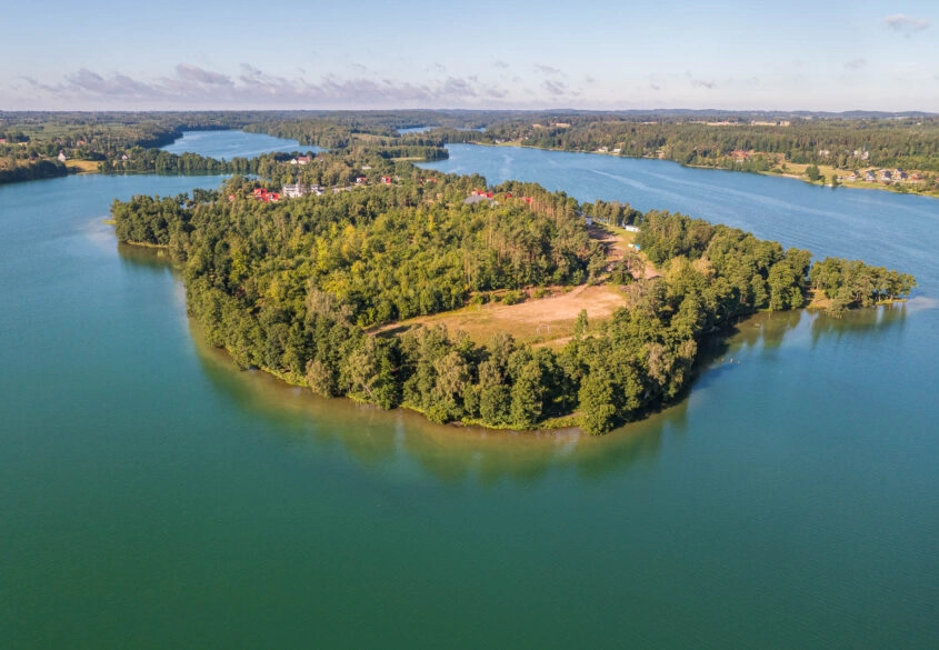 Wypoczynek i rekreacja nad pięknym Jeziorem Mausz