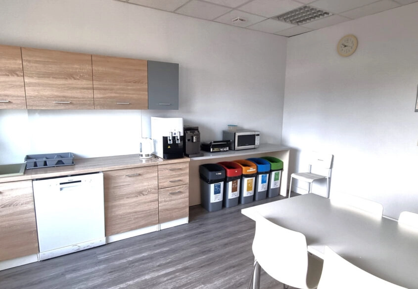 BIURO NA WYNAJEM 160 M2