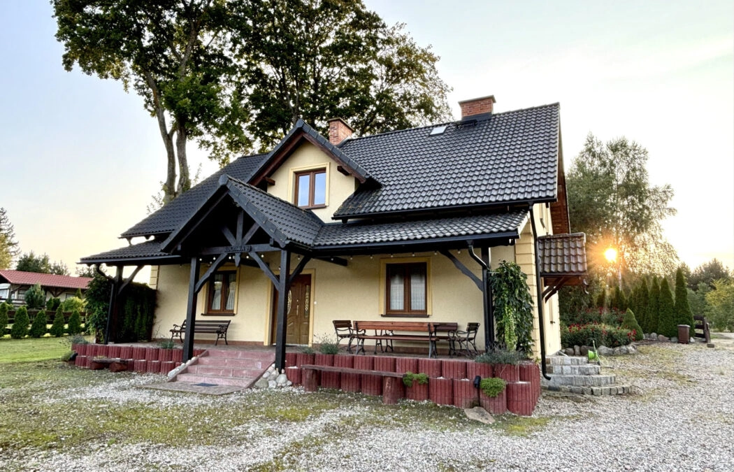 Dom wolnostojący w otulinie kaszubskich lasów