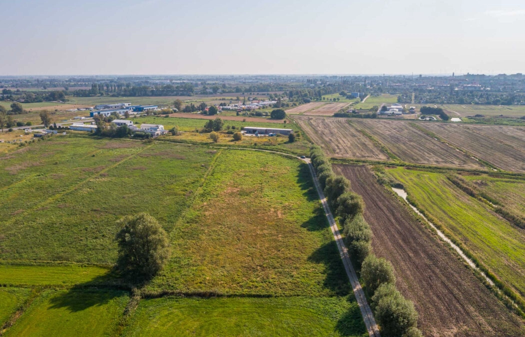 4 działki rolne z możliwością przekształcenia
