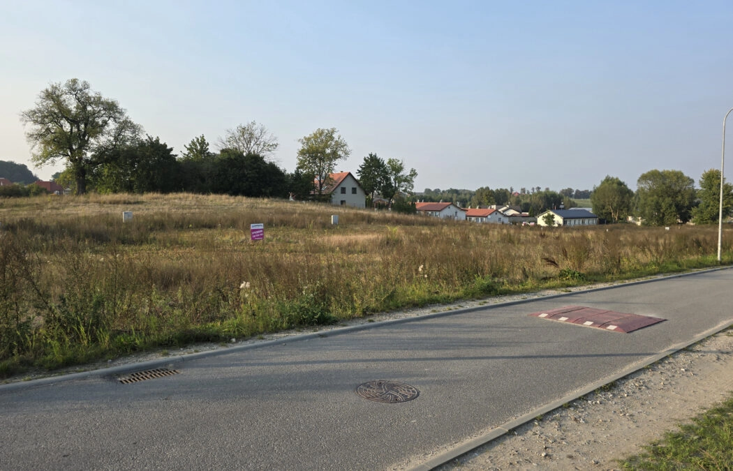 Dzierzgoń - działka budowlana z WZ.
