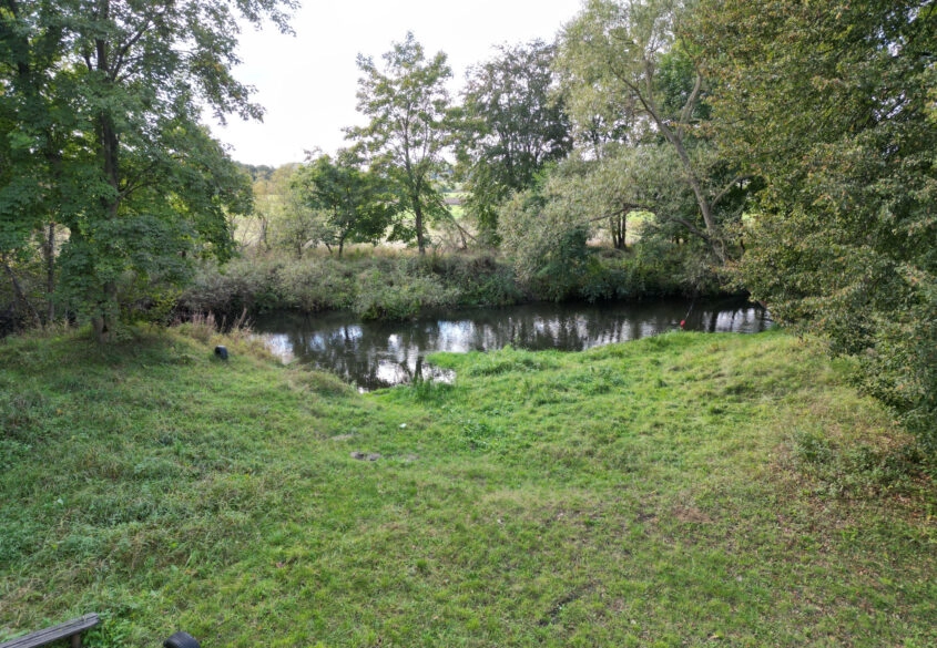 Leźno/lasy/łąki/Jagodowe wzgórze/Warunki/Woda,Prąd