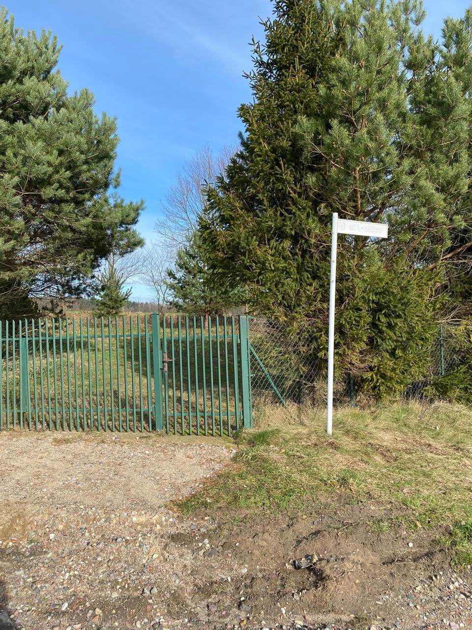 Ogrodzona działka w Perlinie, 800m do jeziora