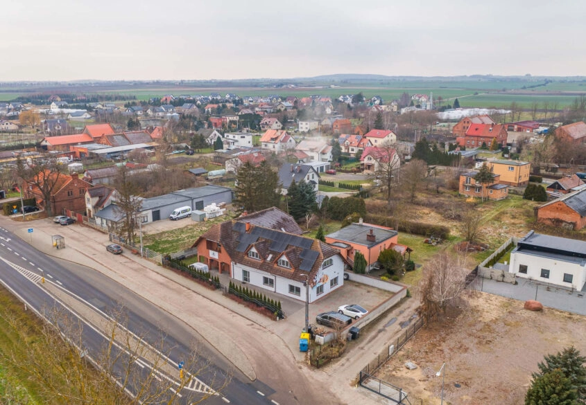 LOKAL GASTRONOMICZNO-HOTELARSKI