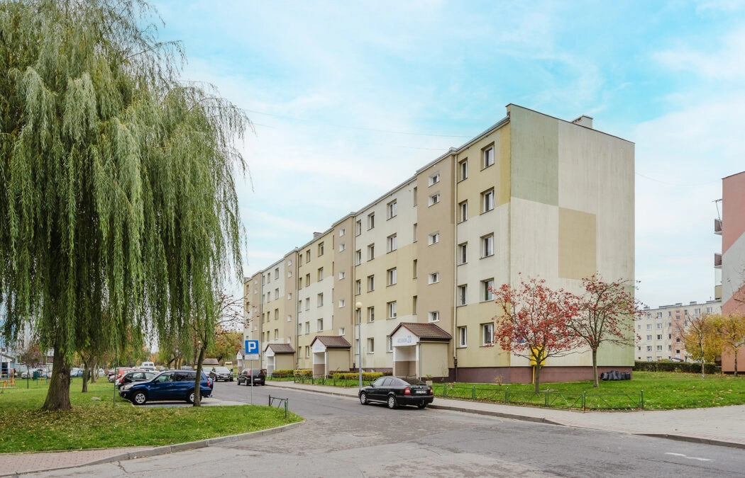 3 pokoje z dużym balkonem Suchostrzygi