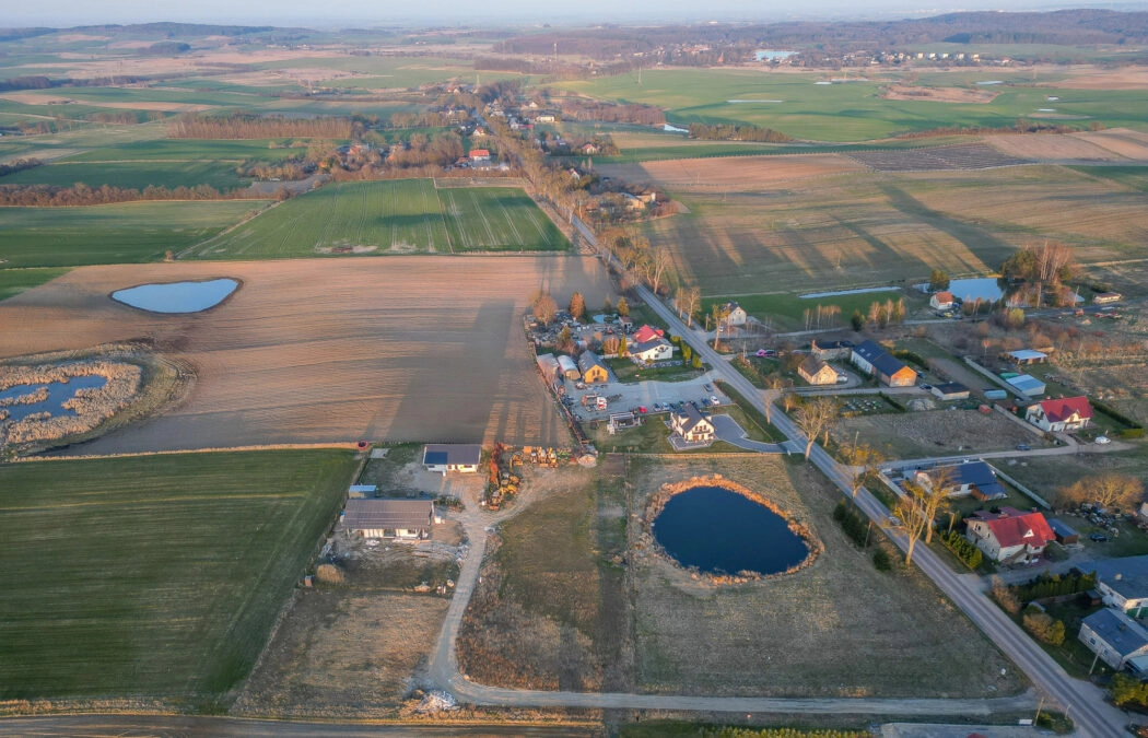 Działka budowlana - 1027 m2 DOGODNA lokalizacja