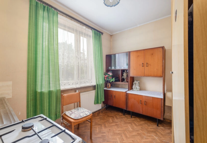 Dom wolnostojący z ładną działką
