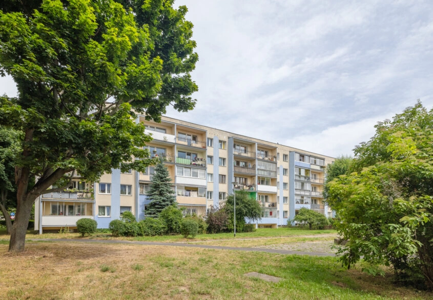 4 pokojowe mieszkanie z balkonem i ogrodem