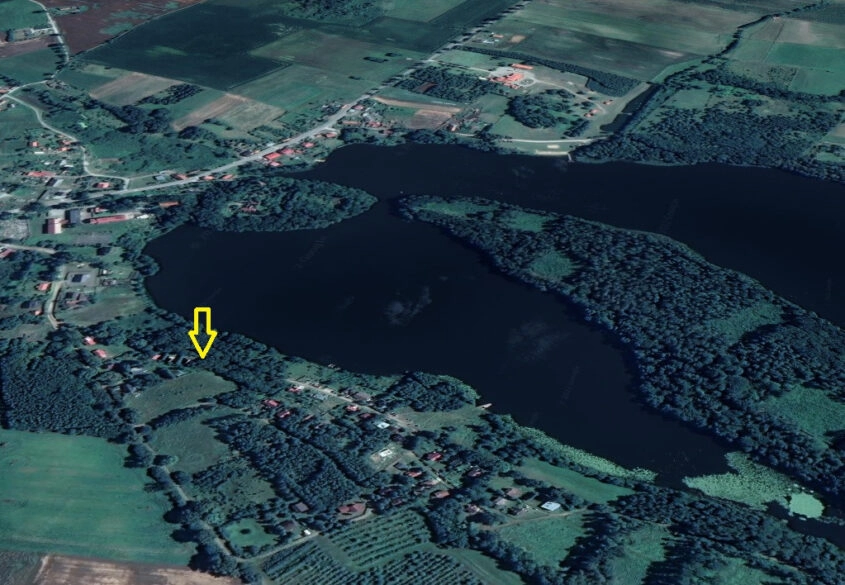 Przezmark. Działka rekreacyjna nad jeziorem.