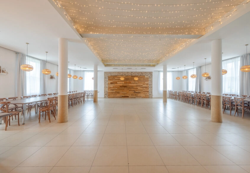 SALA WESELNA W RĘBIECHOWIE!