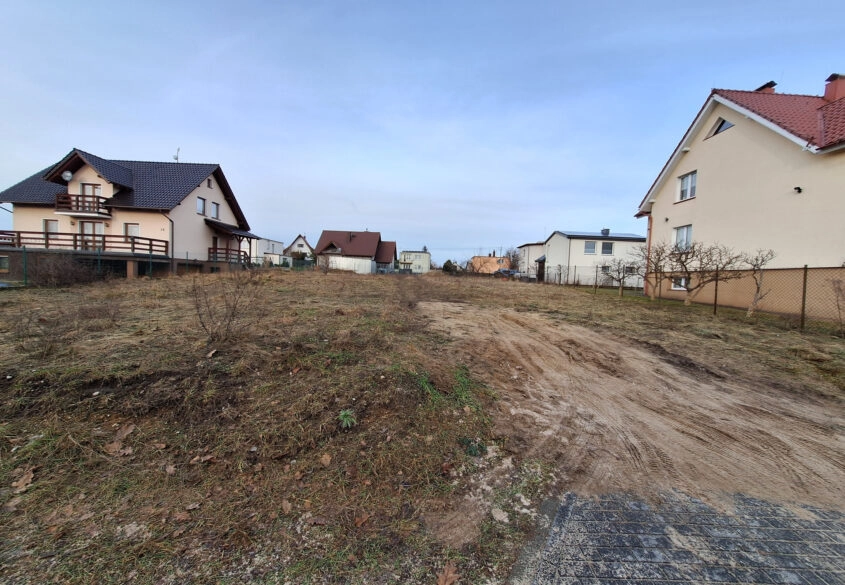 DZIAŁKA Bud. 20 min pieszo od jeziora - SULĘCZYNO