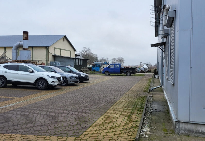 Hala 959m2 na działce 1,7HA koło Elbląga