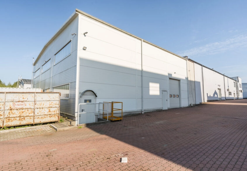 2 Hale Prod-Mag-Biur | 1931m2 | Wysokość 8m