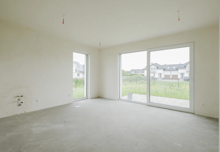 Nowy dom z dużym słonecznym ogródkiem 360 m2