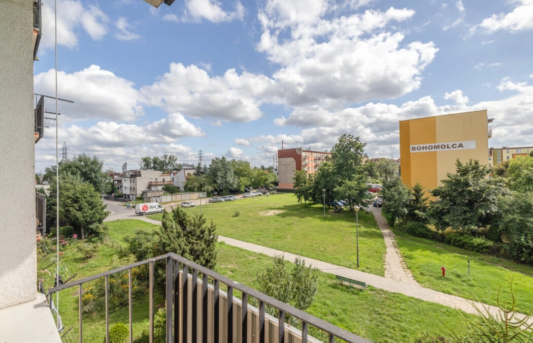 Wrzeszcz, 2 pokoje, 2 piętro z balkonem.