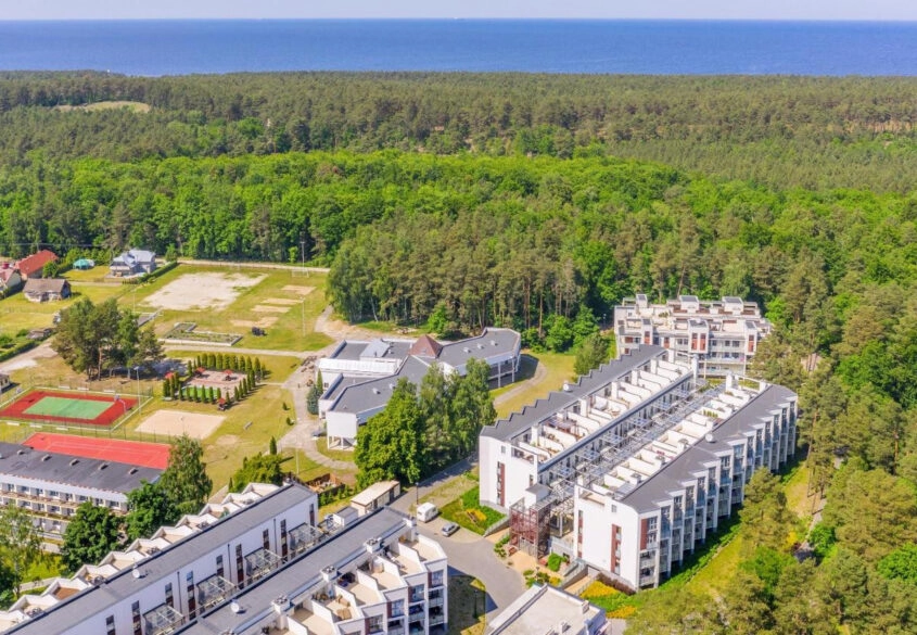 Jantar apartament z tarasem blisko plaży i lasu