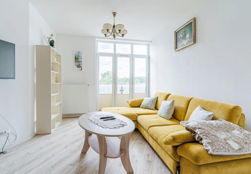Jantar apartament z tarasem blisko plaży i lasu