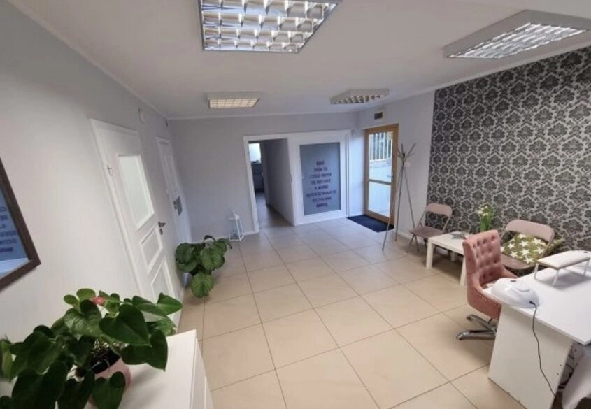 PASŁĘK LOKAL INWESTYCYJNY , USŁUGOWY 70 M2  OKAZJA