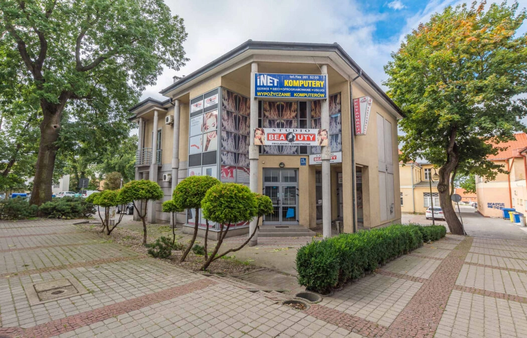 OBIEKT HANDLOWY W  SAMYM CENTRUM MIASTA