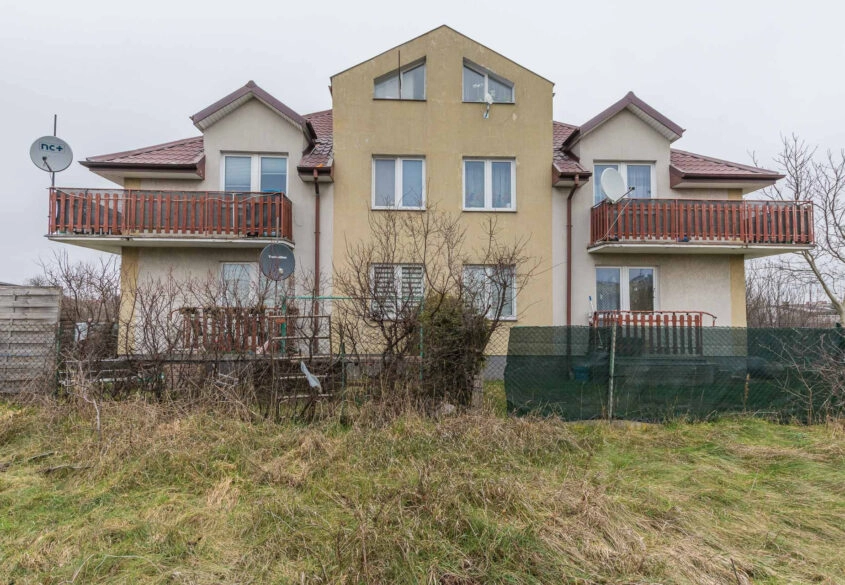 Sprzedam dom - 10 mieszkań Rumia Centrum