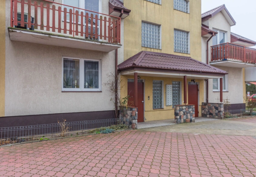 Sprzedam dom - 10 mieszkań Rumia Centrum