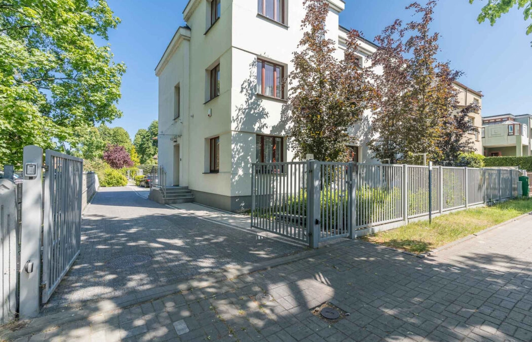 VILLA 11 POKOI + DOM 4 POKOJOWY | WYSOKI STANDARD