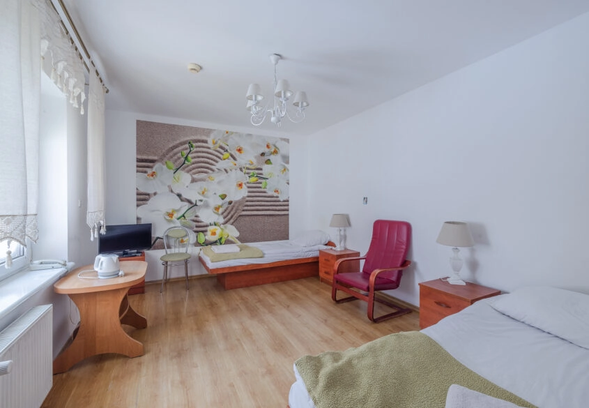 Budynek pod rehabilitację lub dom seniora
