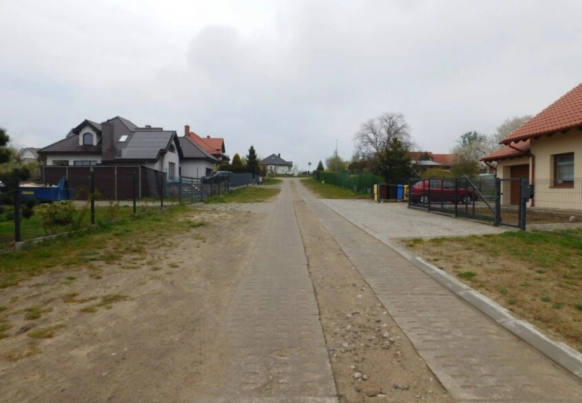 W pełni uzbrojona działka w świetnej lokalizacji
