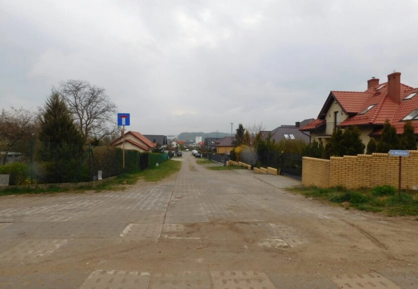 W pełni uzbrojona działka w świetnej lokalizacji