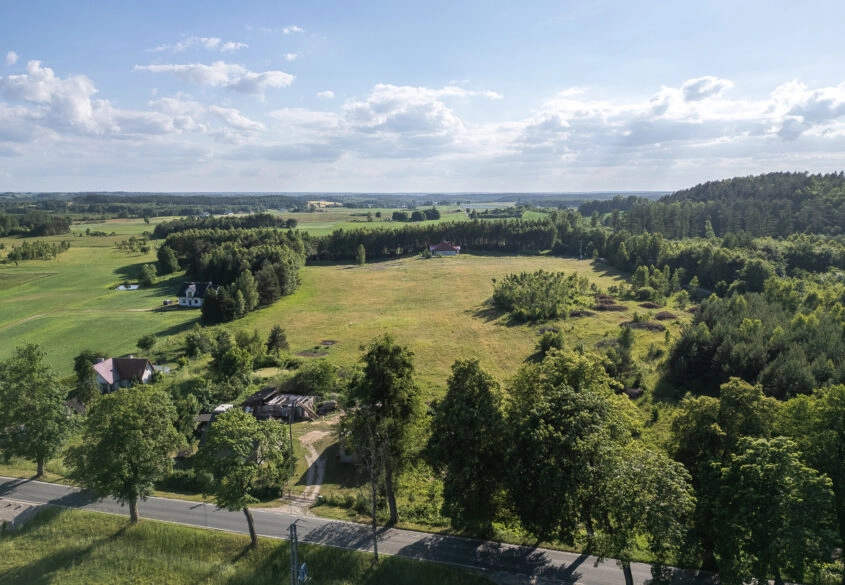 Działka 1232 m2 z warunkami zabudowy pod lasem!