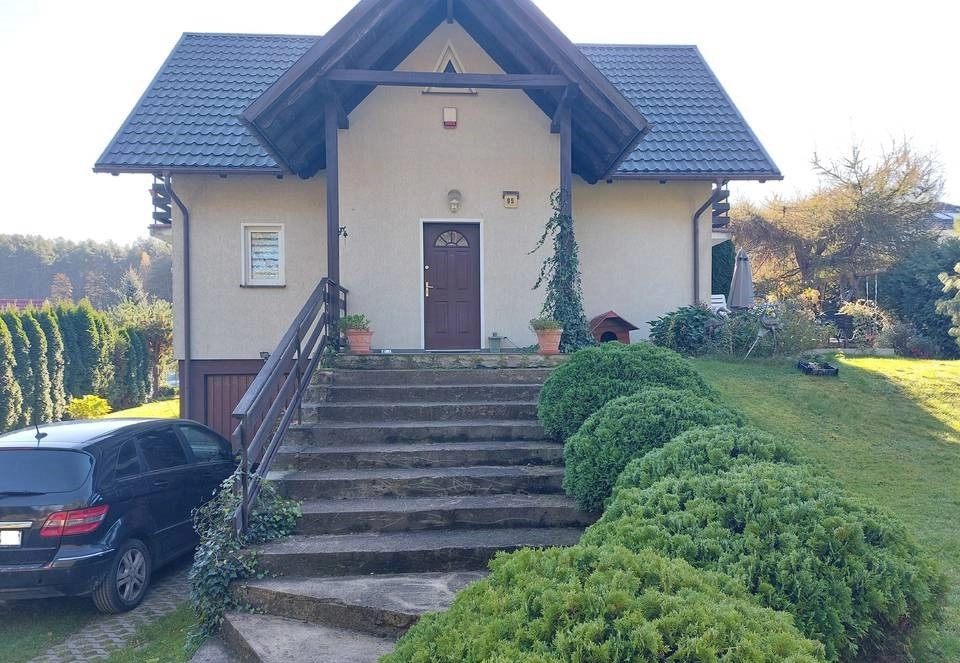 Całoroczny dom nad jeziorem Głębokim k. Żukowa