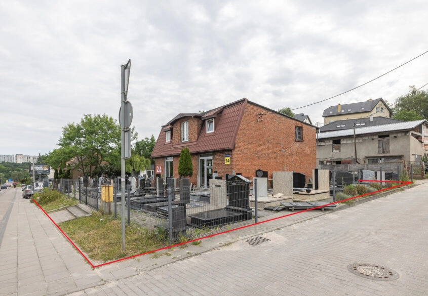 Budynek 120m2 na działce 631m2