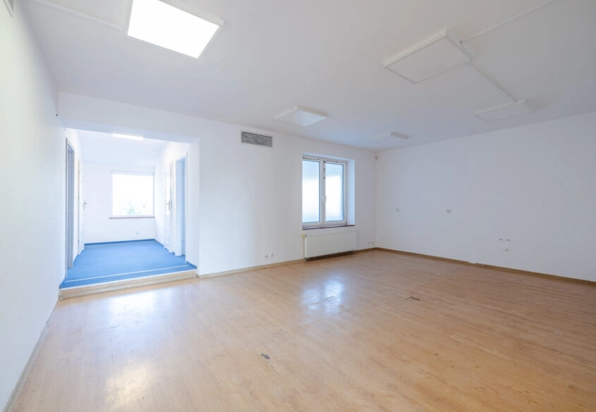 Przestrzeń biurowo-usługowa | 320 m² | Blisko obwo